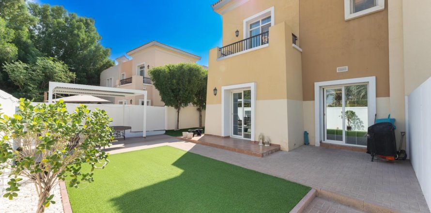 Villa de 3 dormitorios No. 112552