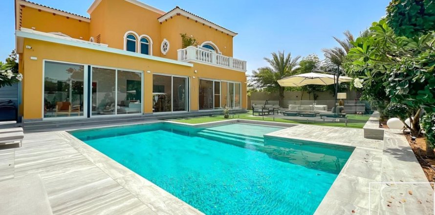 Villa de 5 chambres No. 112553