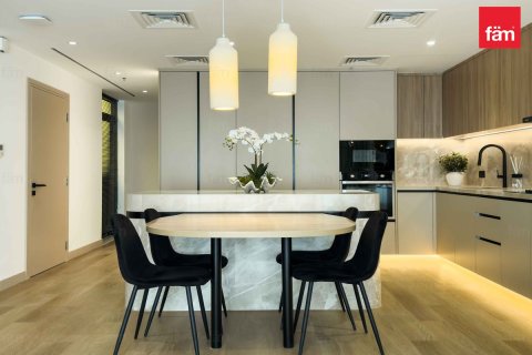 4 bedrooms Townhouse  No. 108131 5