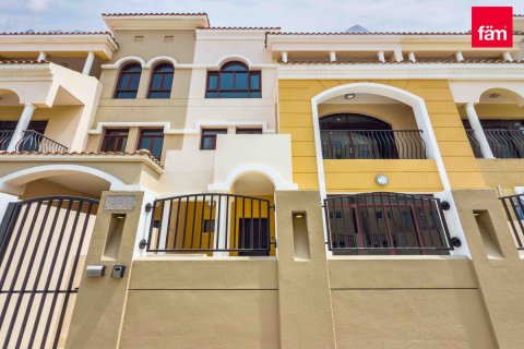 4 bedrooms Townhouse  No. 108131 24