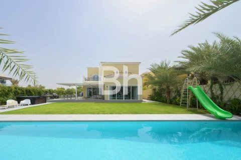 Villa de 4 chambres  No. 114165 8