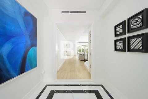 Villa de 4 chambres  No. 114165 11