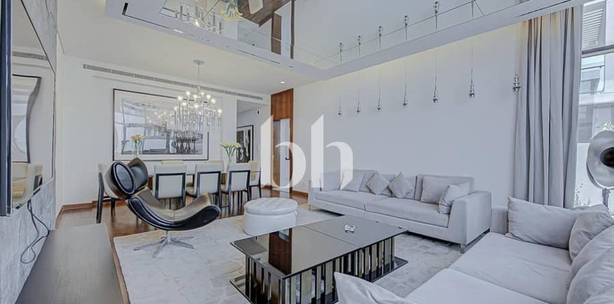 Вилла с 5 спальнями  №114164