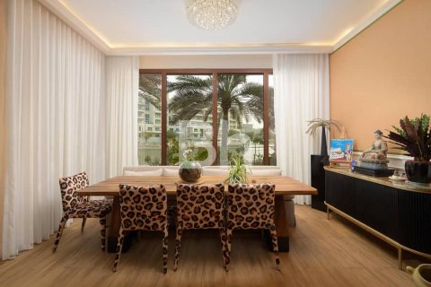 Townhouse de 4 dormitorios  No. 114170 4