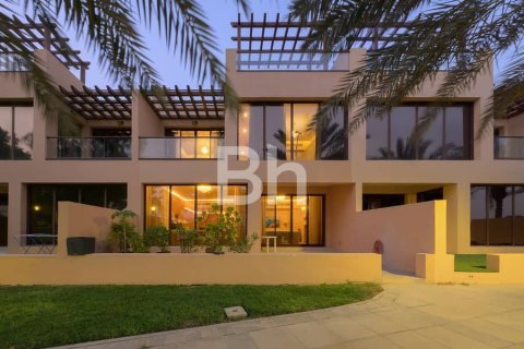 Townhouse de 4 dormitorios  No. 114170 13