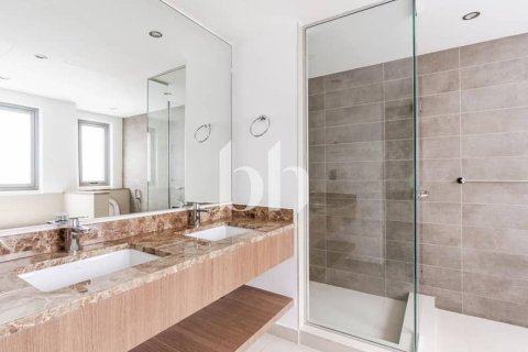 Villa de 5 dormitorios No. 114169 18