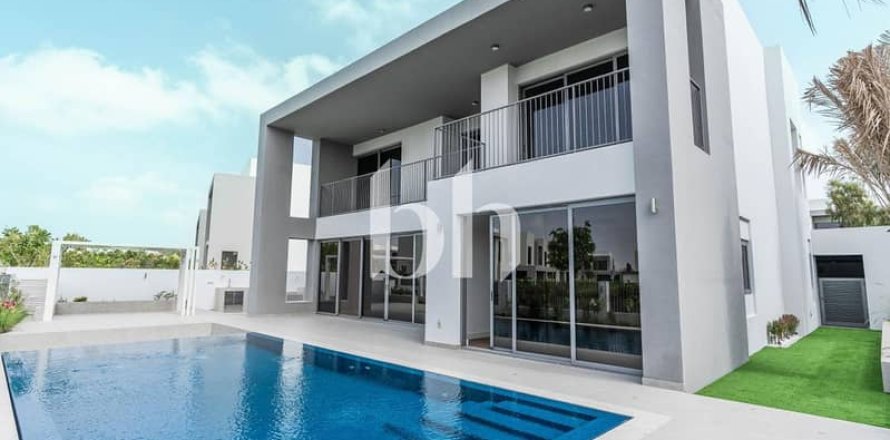 Villa de 5 dormitorios No. 114169