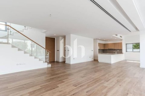 Villa de 5 dormitorios No. 114169 6