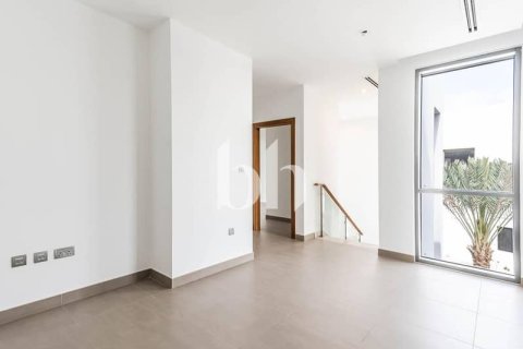 Villa de 5 dormitorios No. 114169 12