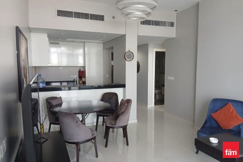 2 bedrooms Apartment in Dubai, UAE No. 143599
