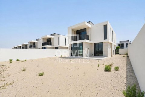 Вилла с 4 спальнями в EMAAR South, ОАЭ №192997 26