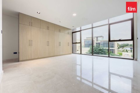 Villa de 4 dormitorios  No. 134220 27