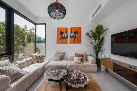 4 bedrooms Villa in Maple 1, UAE No. 208885