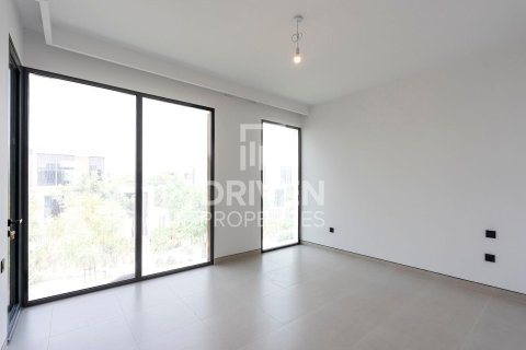 5 bedrooms Villa in Harmony, UAE No. 192106 6