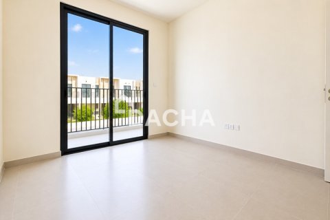 Townhouse de 3 chambres à EMAAR South, UAE No. 200296 17
