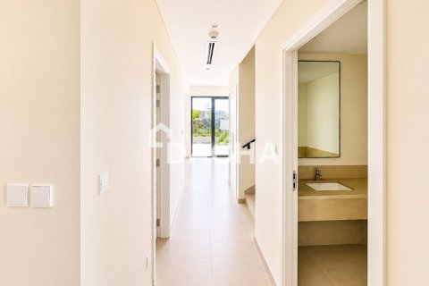 Townhouse de 3 chambres à EMAAR South, UAE No. 200296 4