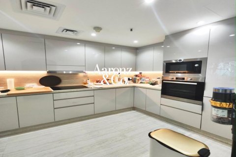 1 bedroom Apartment in Jumeirah Lake Towers, UAE No. 200295 14