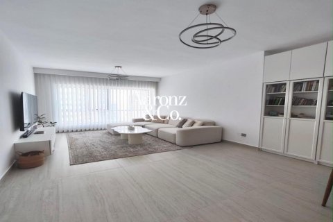 1 bedroom Apartment in Jumeirah Lake Towers, UAE No. 200295