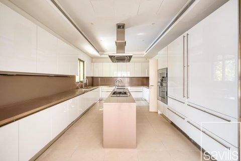 Вилла с 6 спальнями в Пальма Джумейра, ОАЭ №136412 17