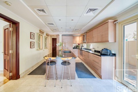 5 غرفة نوم  فيلا في Meadows, الإمارات العربية المتحدة رقم 136410 7