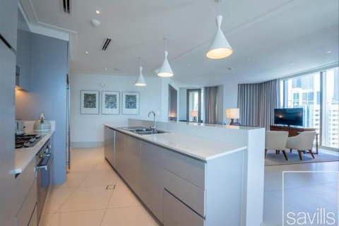 Квартира с 3 спальнями в Даунтаун Дубай (Даунтаун Бурдж Дубай), ОАЭ №136409 20