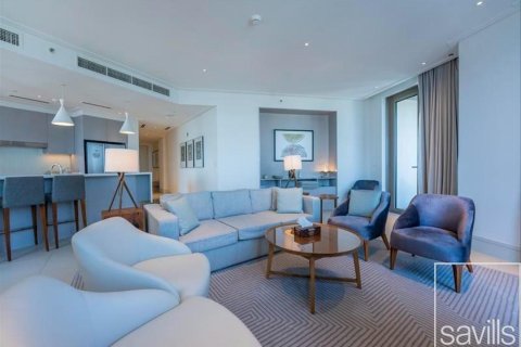 Квартира с 3 спальнями в Даунтаун Дубай (Даунтаун Бурдж Дубай), ОАЭ №136409 3