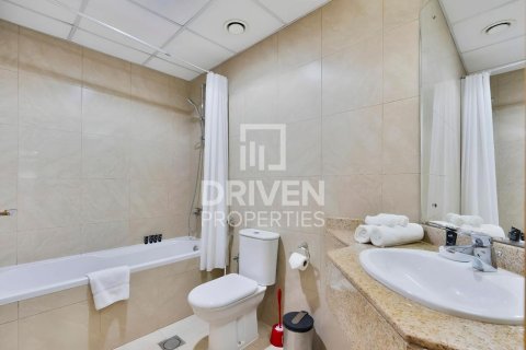 Квартира с 2 спальнями в Marina Crown, ОАЭ №209541 10
