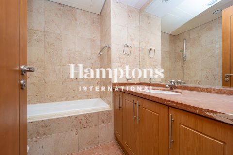 5 bedrooms Apartment No. 127203 17