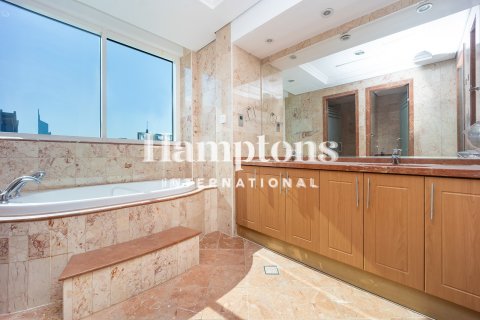 5 bedrooms Apartment No. 127203 20