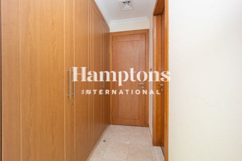 5 bedrooms Apartment No. 127203 15