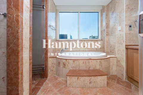 5 bedrooms Apartment No. 127203 16