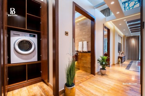 Apartment de 2 dormitorios en Masdar City, UAE No. 75934 16