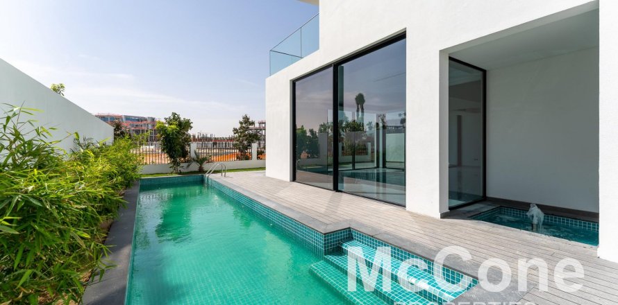 Villa de 5 dormitorios en Al Barari, UAE No. 74742