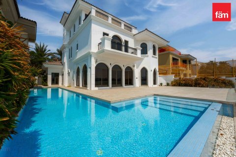 Villa de 5 dormitorios  No. 112213 2