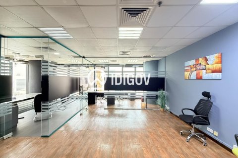 Office de 101.82m² en The Citadel Tower, UAE No. 184955 9