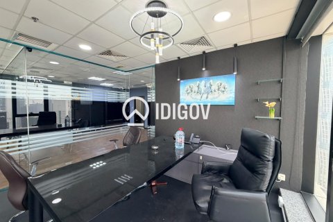 Office de 101.82m² en The Citadel Tower, UAE No. 184955 4