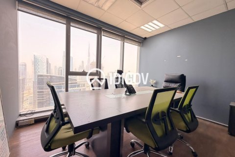 Office de 101.82m² en The Citadel Tower, UAE No. 184955 6