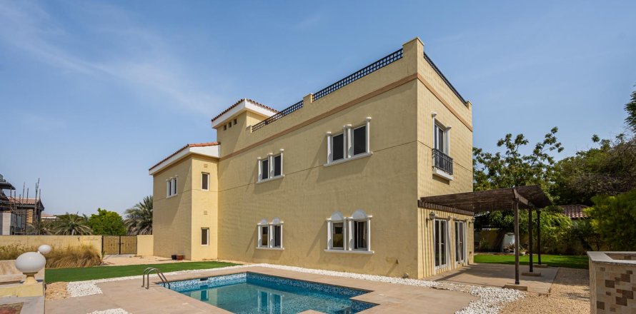 5 bedrooms Villa in The Villa, UAE No. 195095