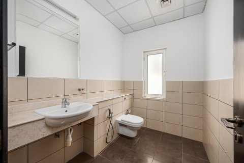 5 bedrooms Villa in The Villa, UAE No. 195095 8