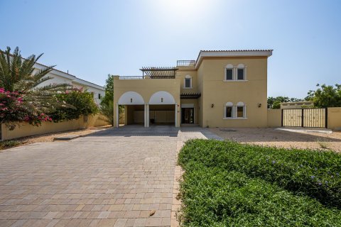 5 bedrooms Villa in The Villa, UAE No. 195095 16