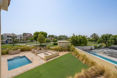 5 bedrooms Villa in The Villa, UAE No. 195095 23