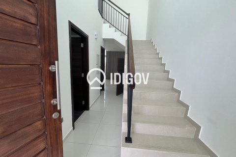3 bedrooms Townhouse in Dubai, UAE No. 184939 4