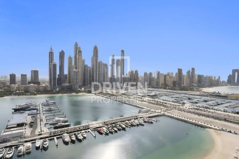 2 bedrooms Apartment in EMAAR Beachfront, UAE No. 192910 2