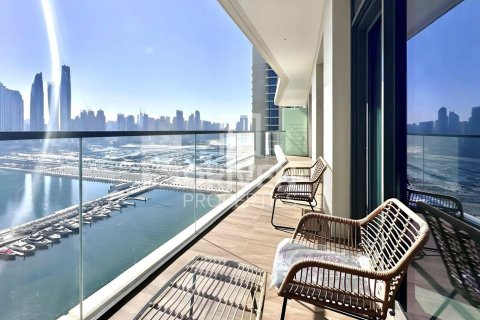 2 bedrooms Apartment in EMAAR Beachfront, UAE No. 192910 3
