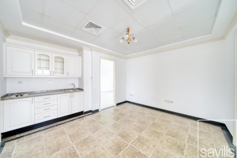 5 bedrooms Villa in Jumeirah 3, UAE No. 194555 9