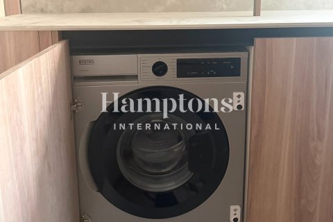1 bedroom Apartment in Dubai Studio City, UAE No. 185113 4