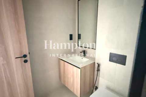 1 bedroom Apartment in Dubai Studio City, UAE No. 185113 25