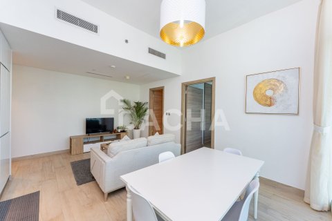 2 bedrooms Apartment in Studio One, UAE No. 198474