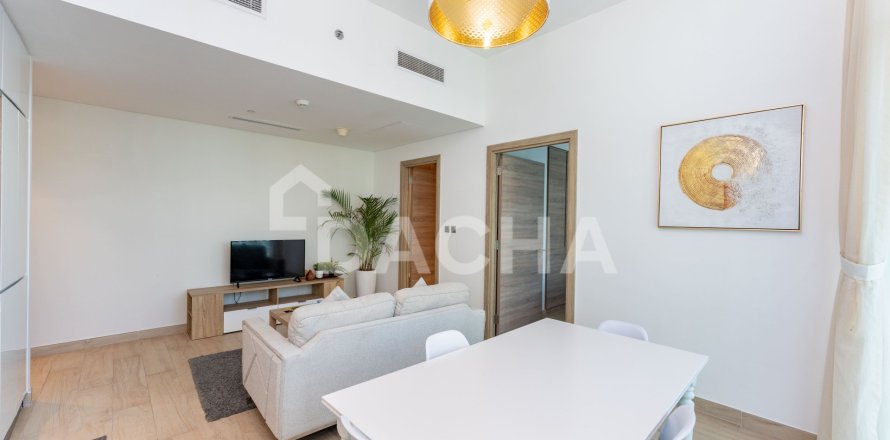 2 bedrooms Apartment in Studio One, UAE No. 198474