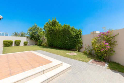 Villa de 3 dormitorios en Jumeirah Park, UAE No. 142959 29